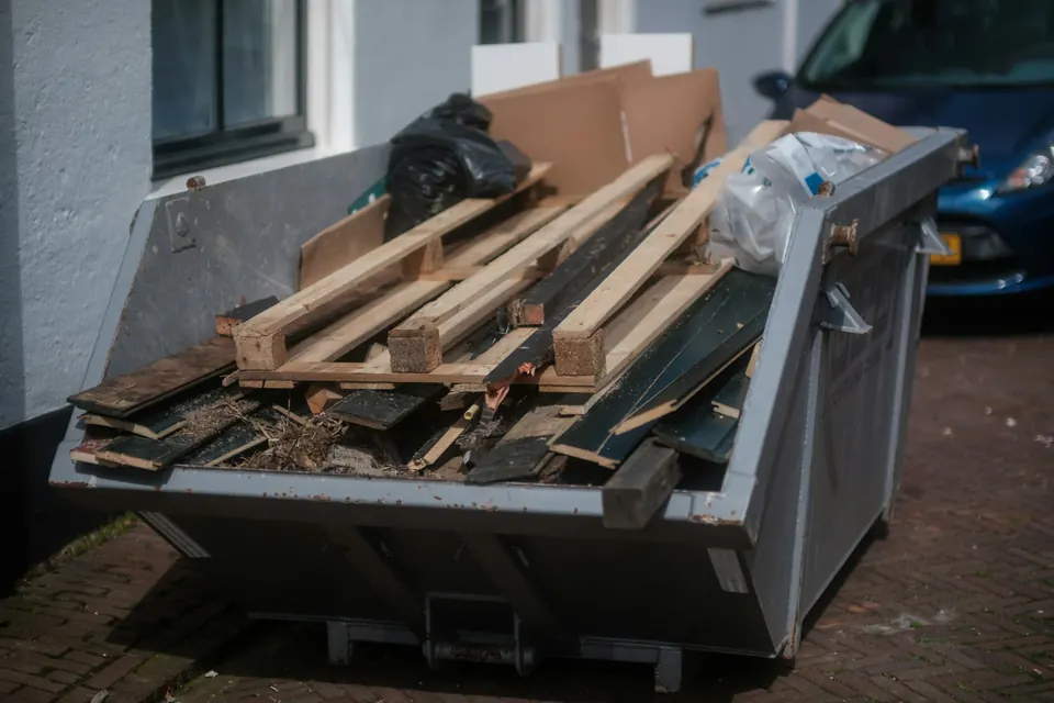 Junk removal work